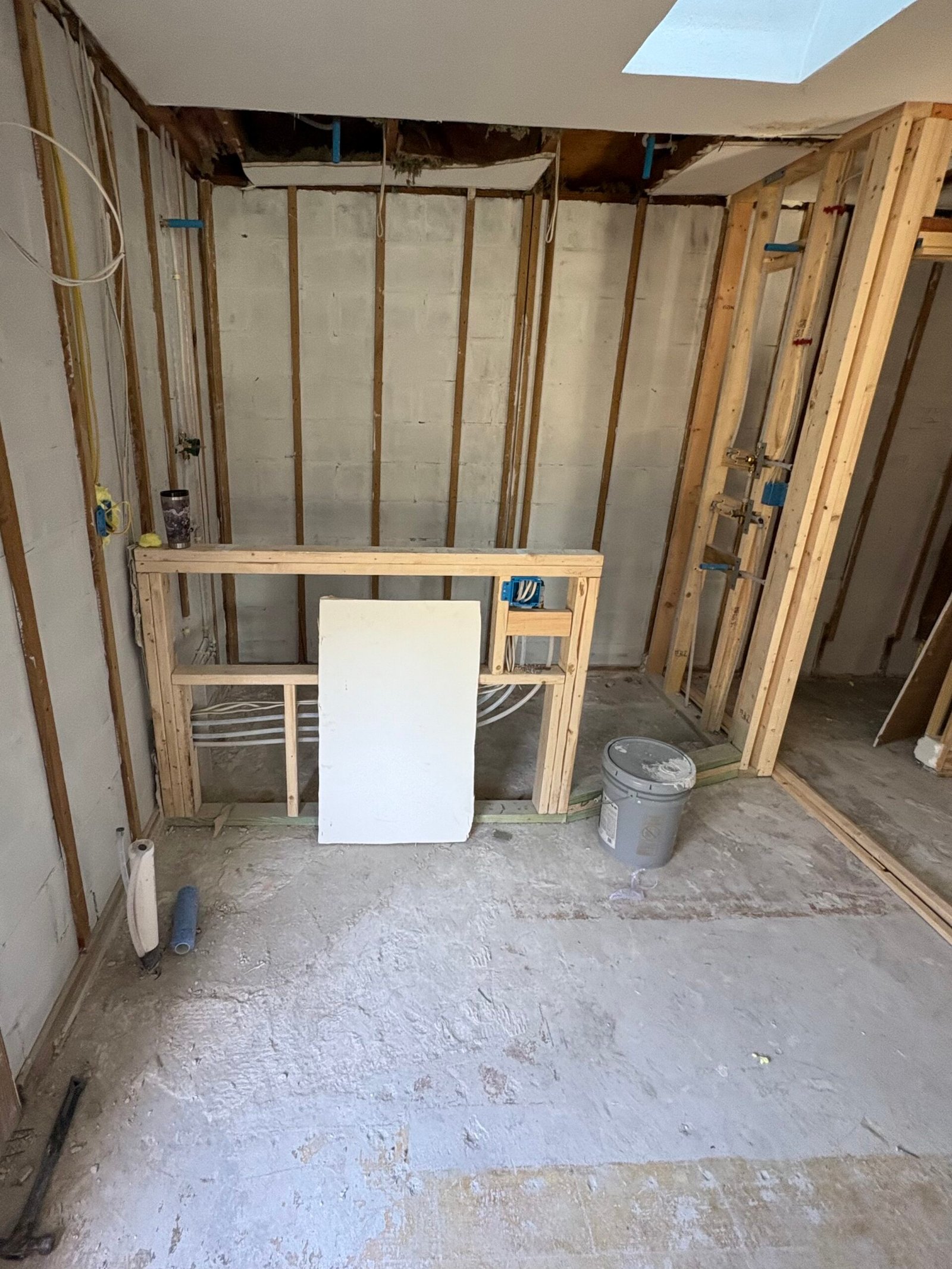 Before image alt